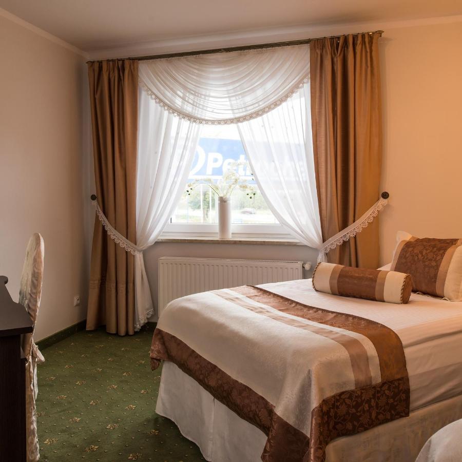 Motel Lesta Lachowka Duza Ngoại thất bức ảnh