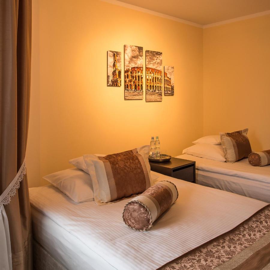Motel Lesta Lachowka Duza Ngoại thất bức ảnh
