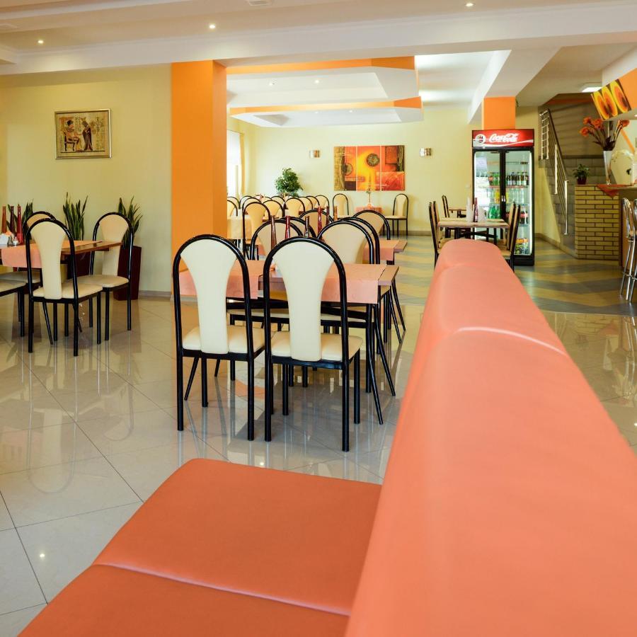 Motel Lesta Lachowka Duza Ngoại thất bức ảnh