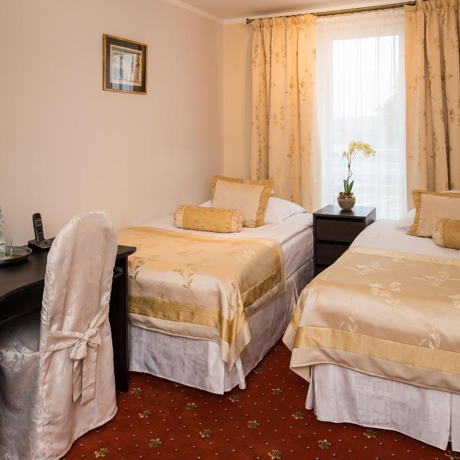 Motel Lesta Lachowka Duza Ngoại thất bức ảnh